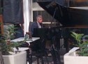Un pianista d’eccezione per la domenica pescarese